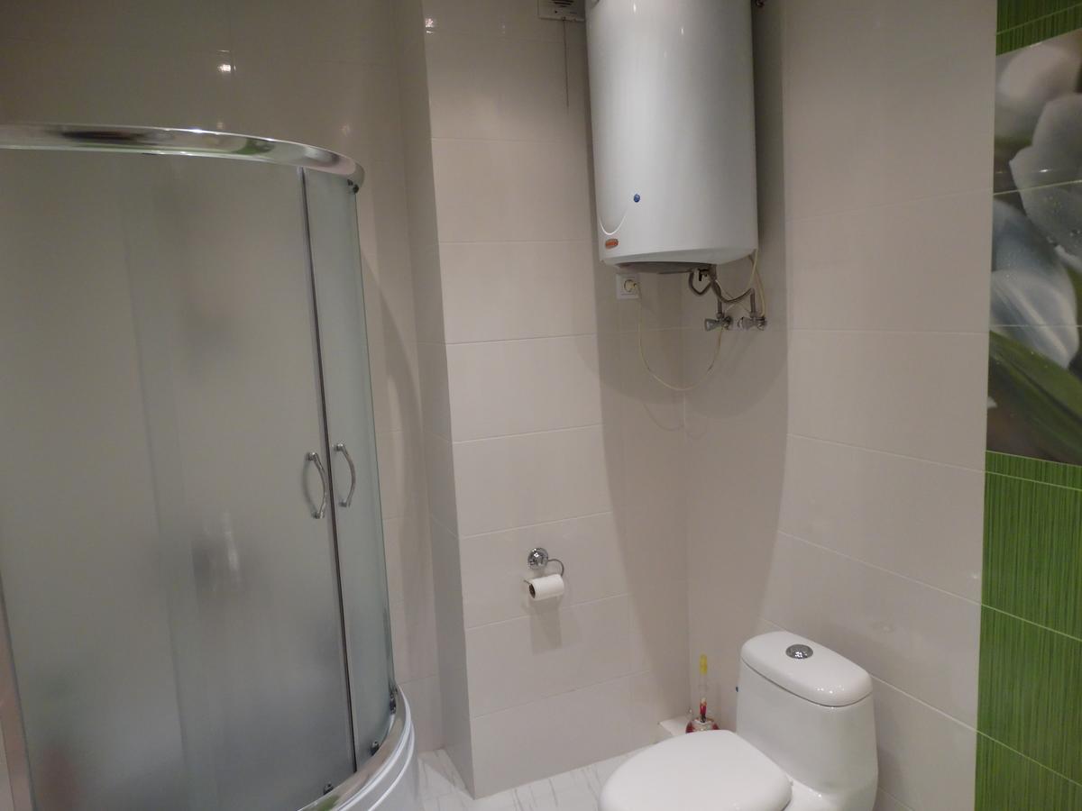 Apartment White Magnolia 巴统 外观 照片