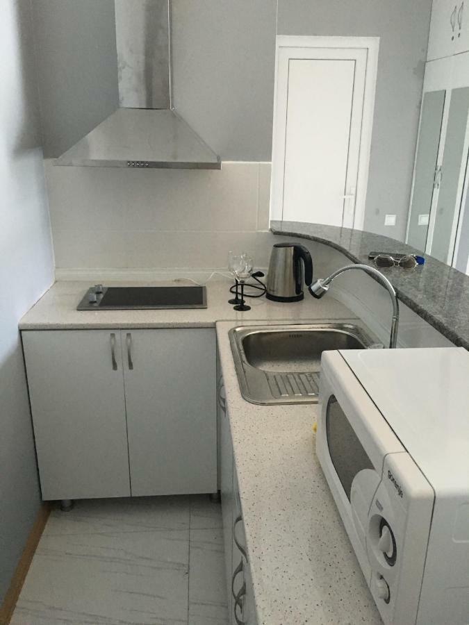 Apartment White Magnolia 巴统 外观 照片
